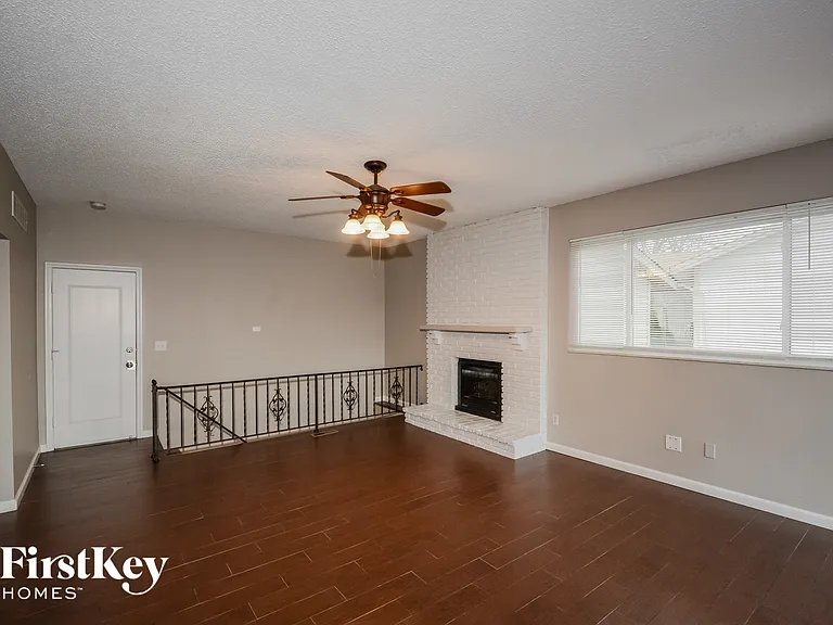 24 Lille Ct — Photo 4