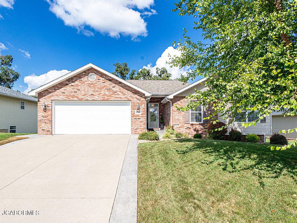 1st image of 4022 Southampton Dr