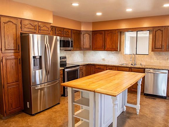 5th image of 39 Macalester Rd