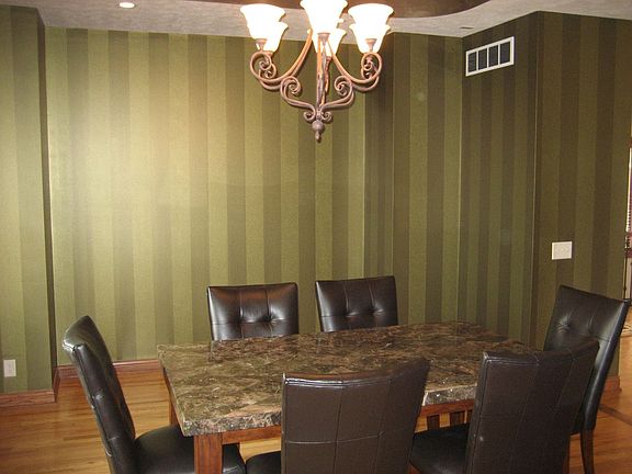Dining Room-Custom Paint