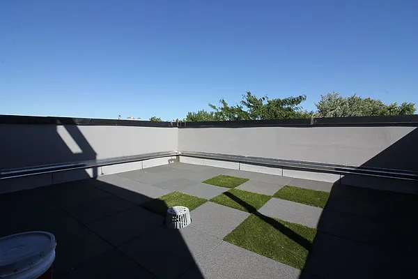 Rented by Nooklyn NYC LLC | media 10