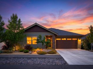 2703 NW 25th St, Redmond, OR 97756