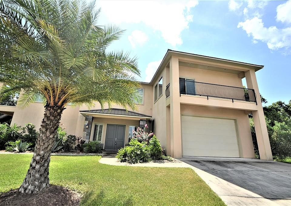 1st image of 298 Debbie Ln