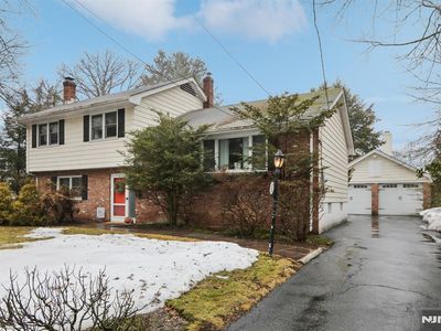 223 Florence Rd, Harrington Park, NJ, 07640
