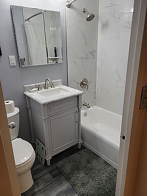 3rd image of 333 E 79th St APT 8Y