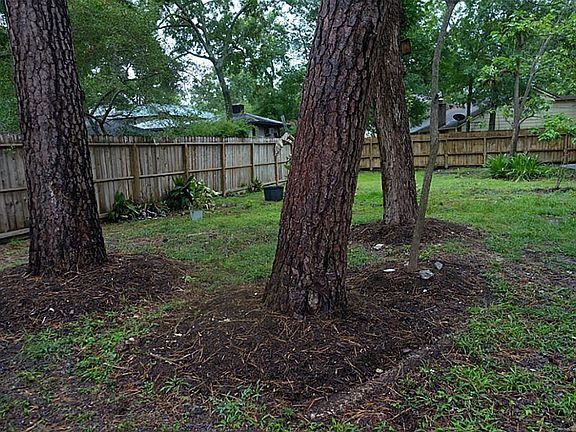 3rd image of 3111 Silver Springs Dr