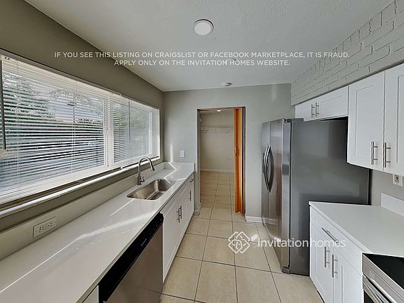 5th image of 1230 NW 176th Ter
