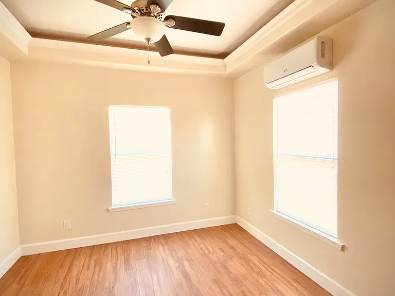 327 W Forrest Ave — Photo 14