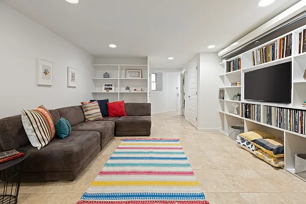 Sold by Corcoran | media 7
