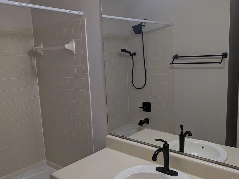 106 Bethany Ln — Photo 14