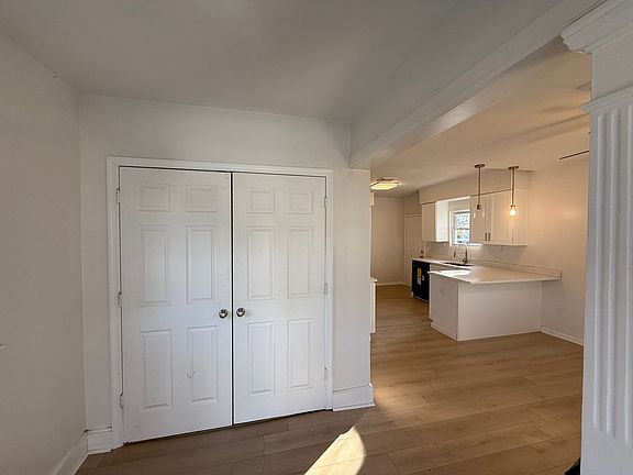 3rd image of 640 Rolfe St