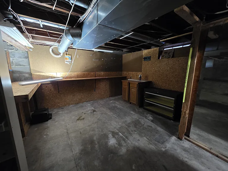 109 Edgett St — Photo 9