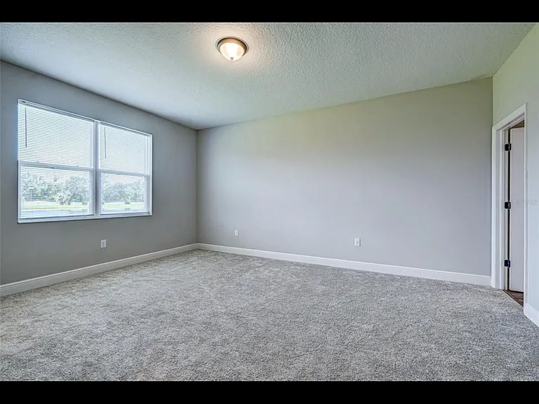 5728 143rd Ct E — Photo 12