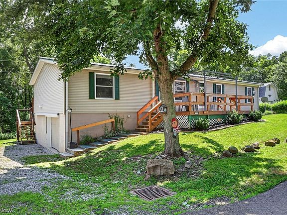 3rd image of 23393 Hideaway Dr