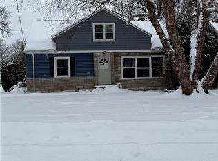 4948 Anderson Rd, Lyndhurst, OH 44124