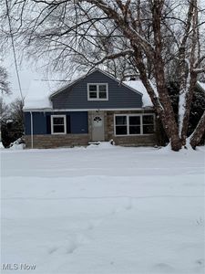 4948 Anderson Rd, Lyndhurst, OH, 44124