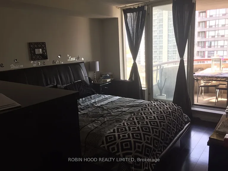 5765 Yonge St #804 — Photo 11