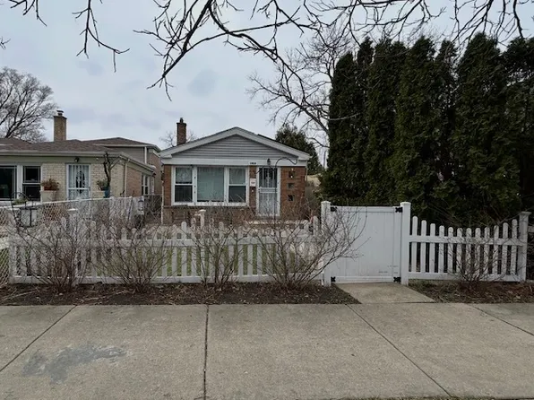 1822 Brown Ave, Evanston, IL 60201