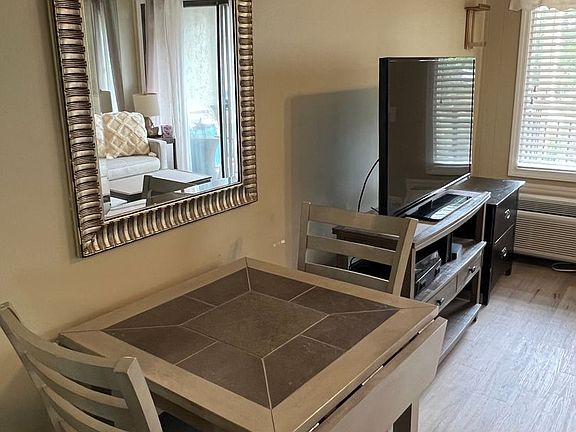3rd image of 23 S Forest Beach Dr APT 284