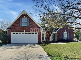 6 Gala Ct, Simpsonville, SC 29681