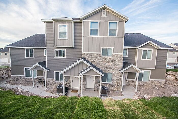 1st image of 14451 S Daleside Ct