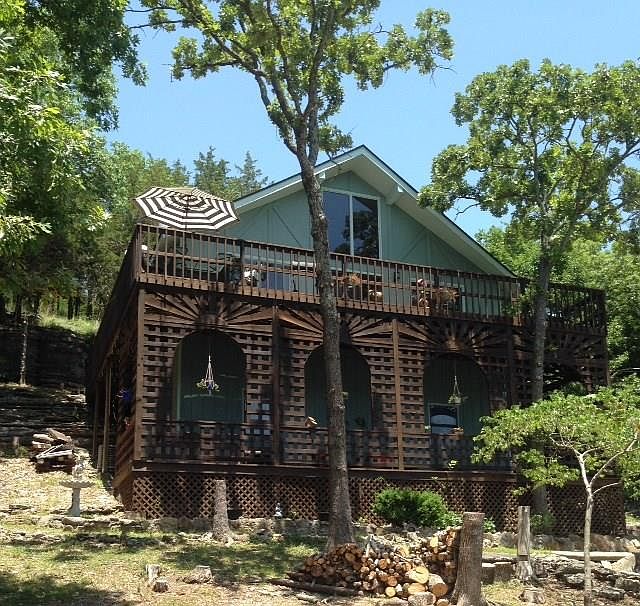 1st image of 21382 Pine Dr