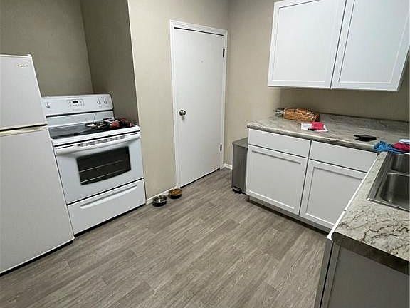 2nd image of 2835 Midwood Ave