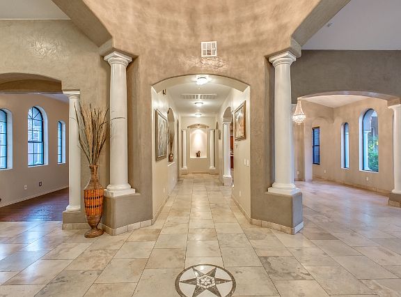 5th image of 7821 N Arroyo Dr