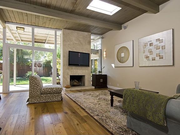 2nd image of 146 Atherwood Ave