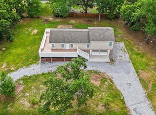 1516 Cook St, Ocean Springs, MS 39564