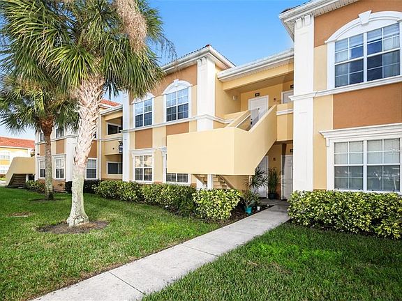 3rd image of 2950 Viscaya Pl Unit 202