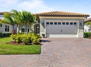 2214 5th St E, Palmetto, FL 34221