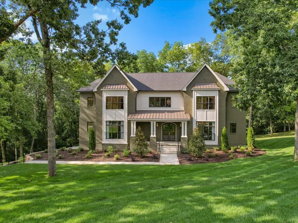 526 W Hillwood Dr, Nashville, TN 37205