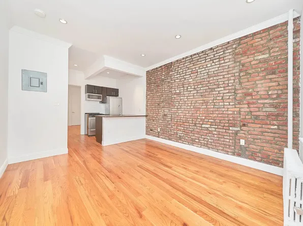 354 State St APT 2B, Brooklyn, NY 11217