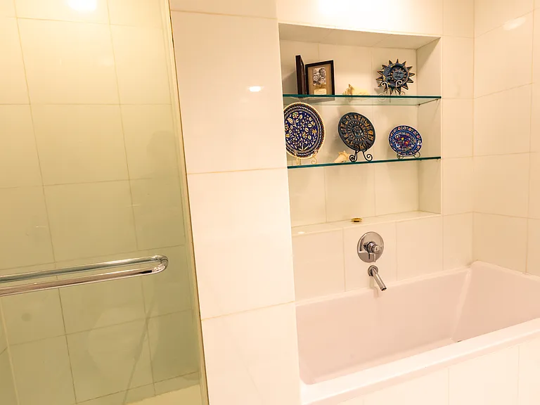 15 Broad St #716 — Photo 36