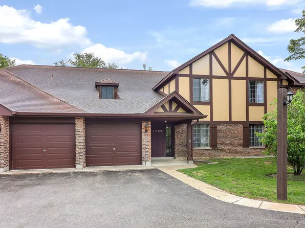 1782 Gloucester Ct APT B, Wheaton, IL 60189