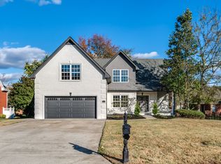 5126 Reagan Dr, Murfreesboro, TN 37129
