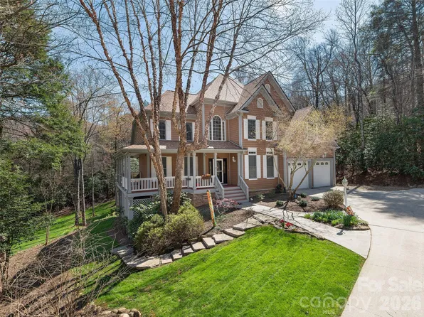 48 Smokemont Dr, Arden, NC 28704