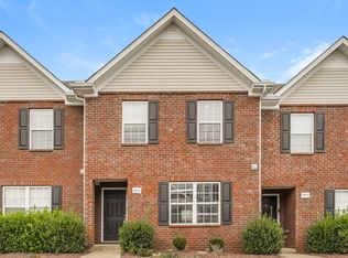 3011 Rg Buchanan Dr, La Vergne, TN 37086