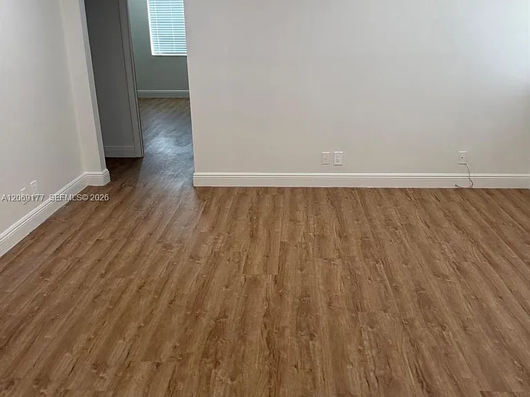 529 Shady Pine Way #B2 — Photo 5