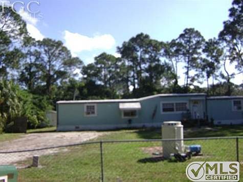 3rd image of 8335 Ebson Dr