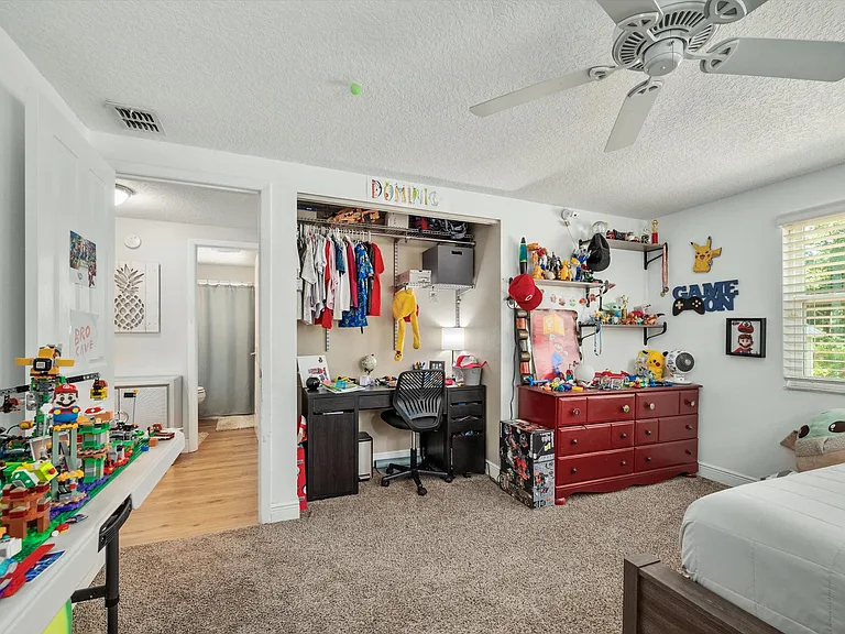 878 Evergreen Ave — Photo 19