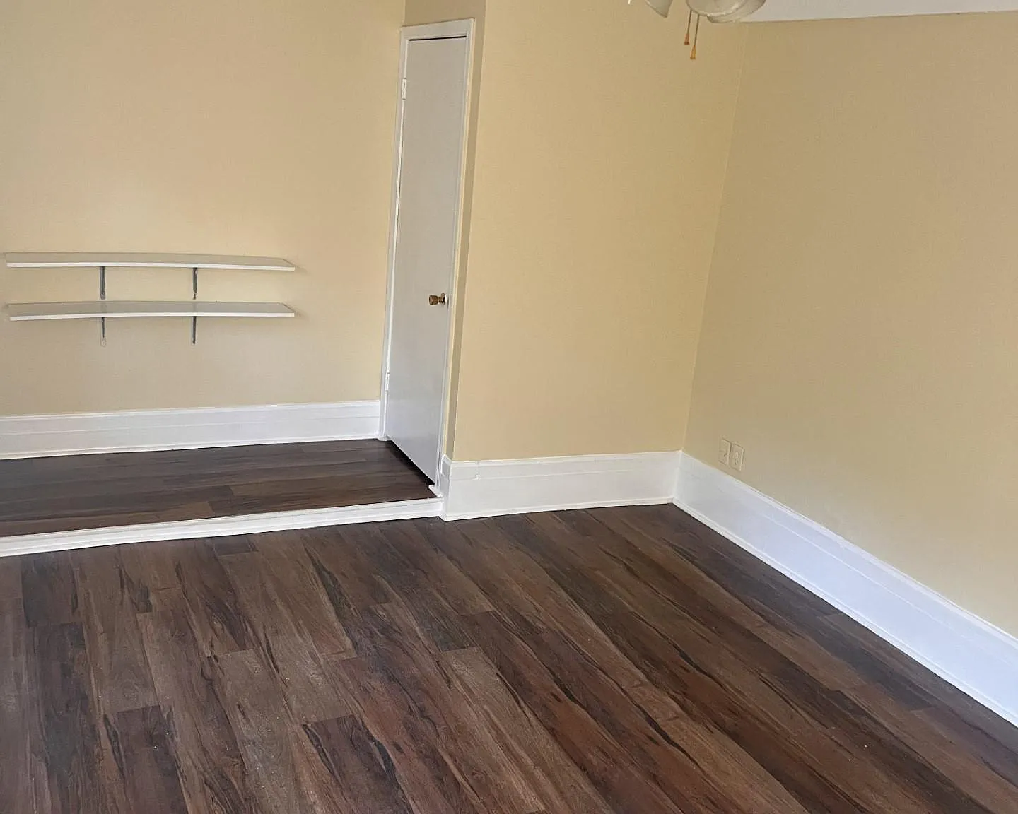 5 bed, 1700 sqft, $1,500 — Photo 3