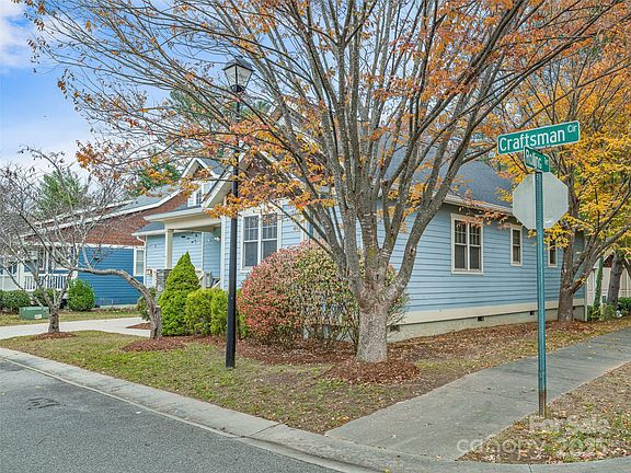 3rd image of 1 Craftsman Cir