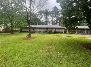 1245 Karen Dr, Laurel, MS 39440