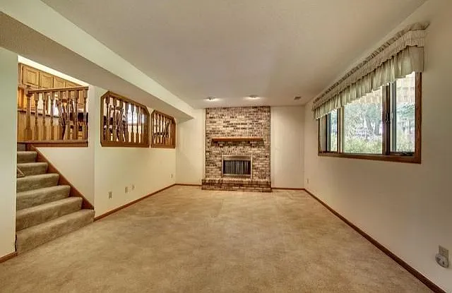 4122 Rice St — Photo 7