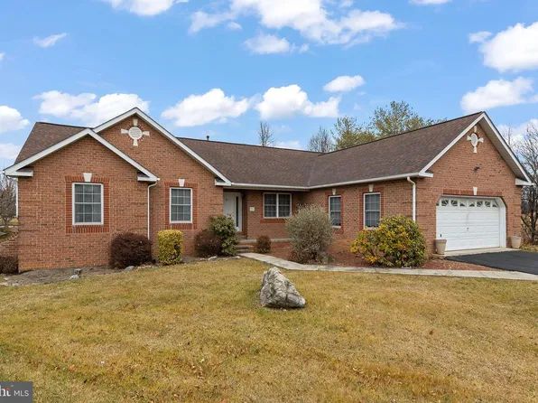31 Bramblewood Ct, Martinsburg, WV 25403