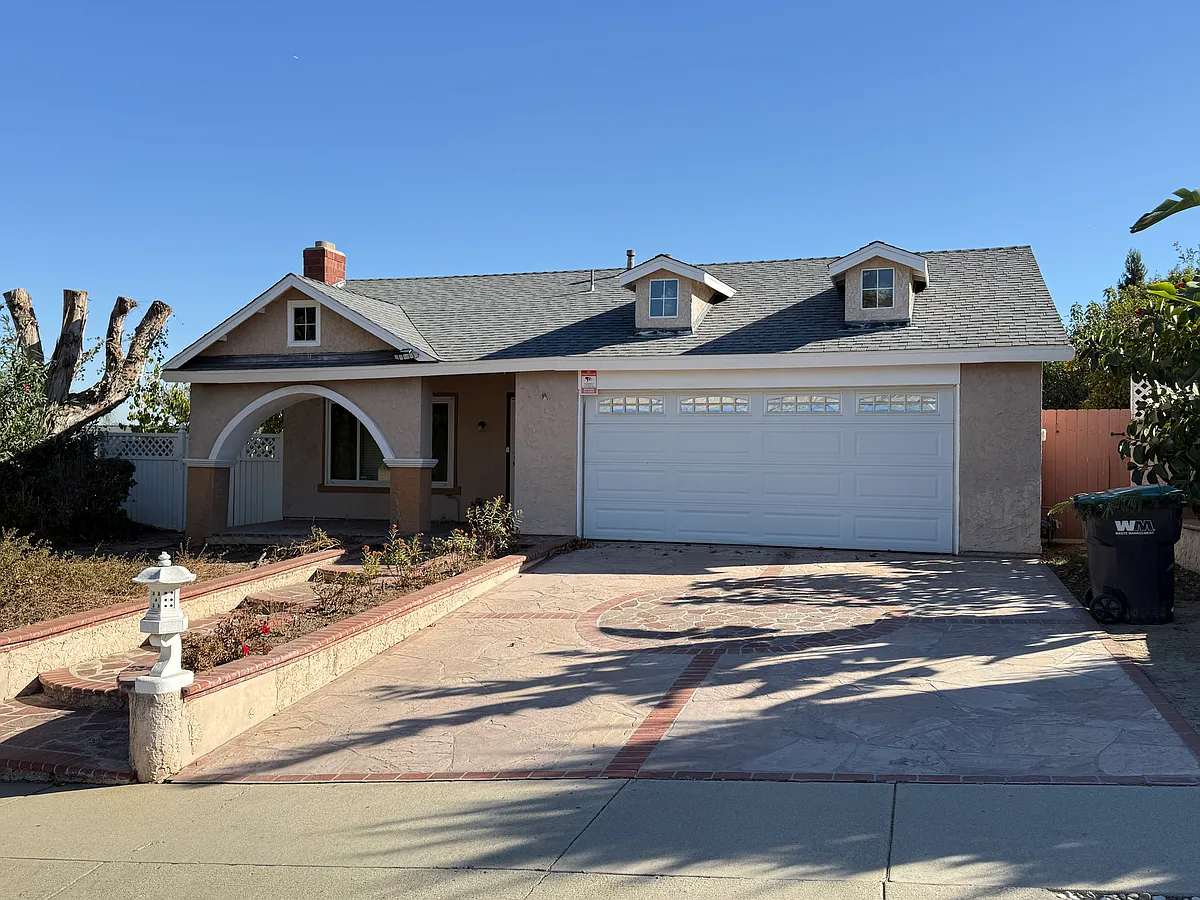 Building Photo - 15679 Velour Dr