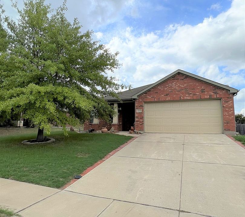 1st image of 222 Bison Meadow Dr
