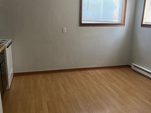 2nd image of 182 Birch Ct #1